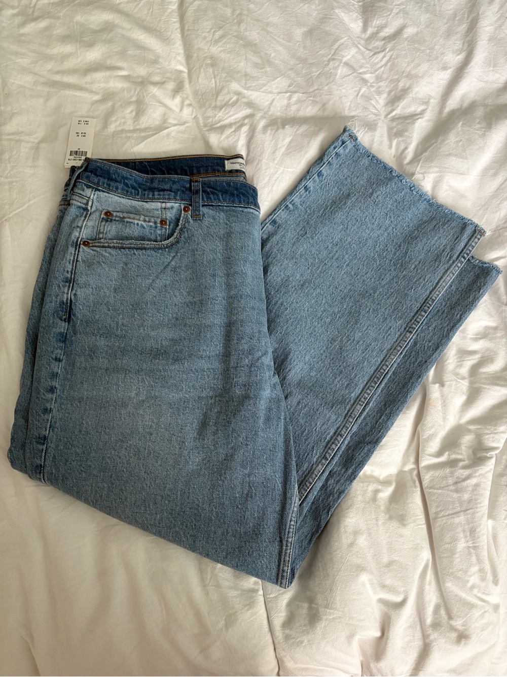 Abercrombie & Fitch Baggy Light Wash Straight Jeans